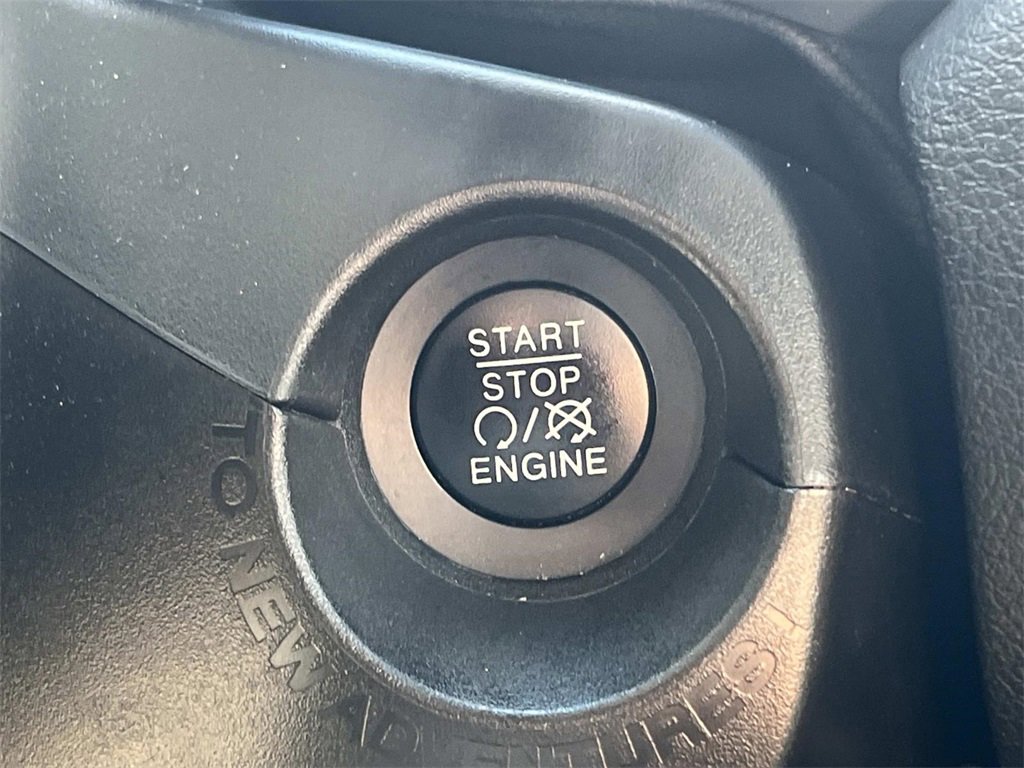 Used 2022 Jeep Renegade Latitude image 27