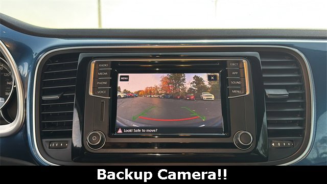 Used 2019 Volkswagen Beetle 2.0T SE image 3