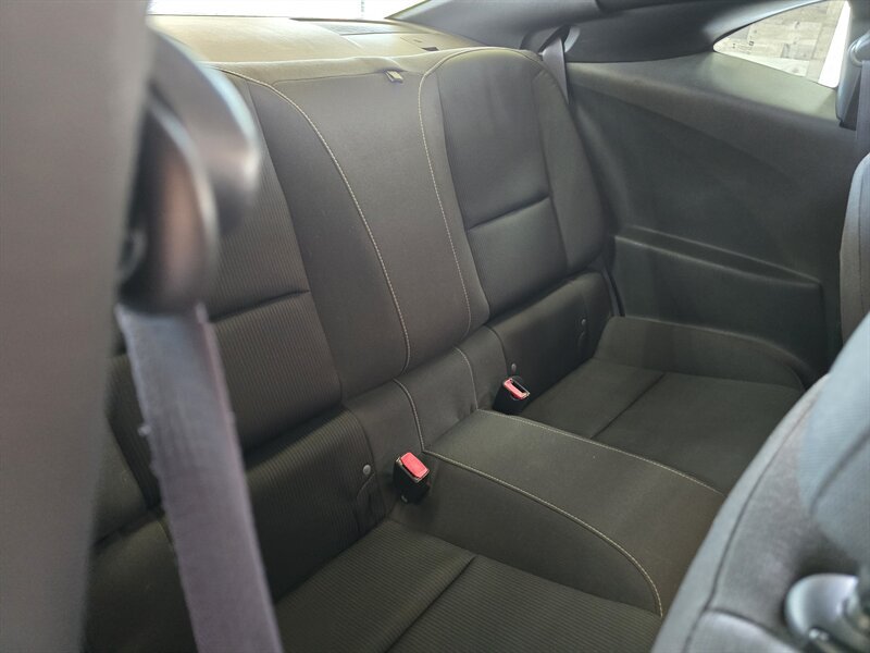 Used 2015 Chevrolet Camaro LT RWD image 14