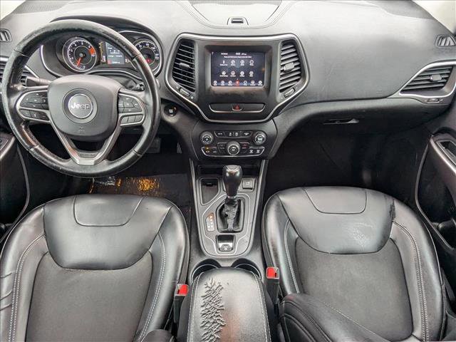 Used 2019 Jeep Cherokee Latitude Plus image 18