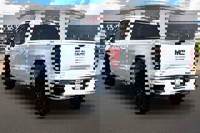 New 2026 GMC Sierra 1500 Elevation image 3