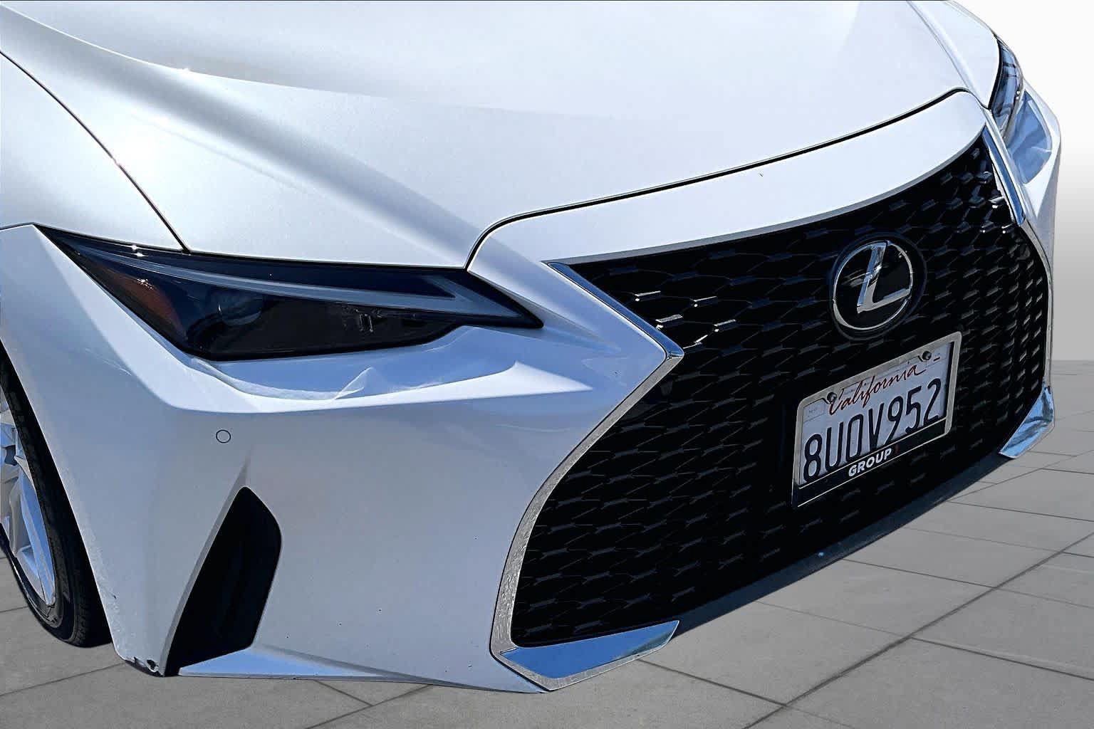 Used 2021 Lexus IS 300 w/ Comfort Package RWD image 28