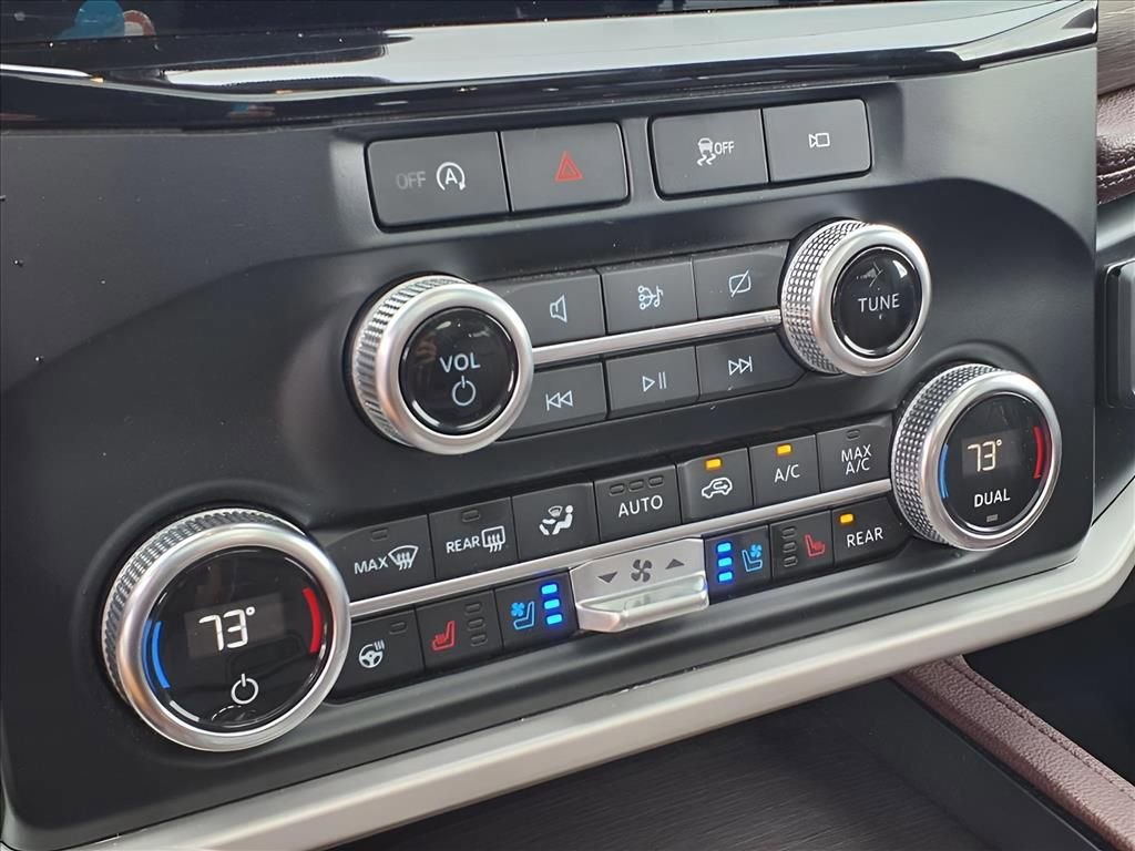 Used 2024 Ford Expedition Limited image 10