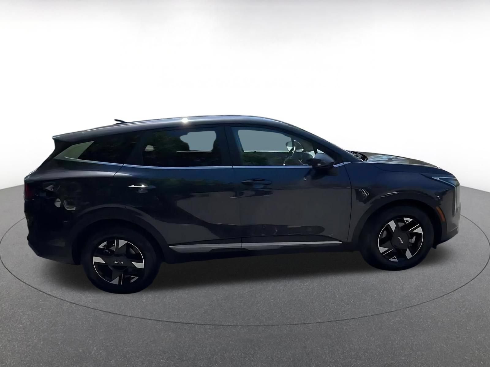 Used 2026 Kia Sportage LX FWD image 13