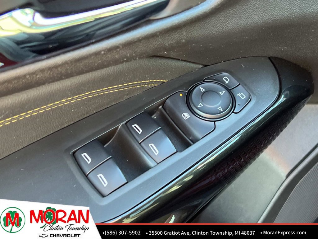 Certified 2024 Chevrolet Trax LT w/ Driver Confidence Package FWD image 16
