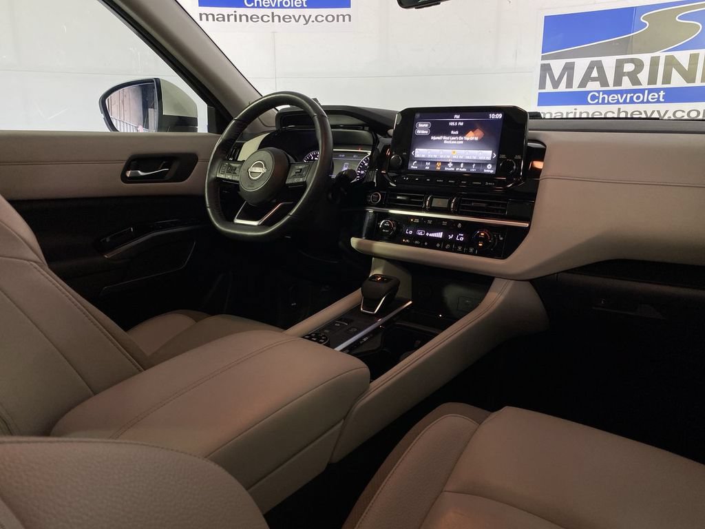 Used 2024 Nissan Pathfinder SL w/ SL Premium Package AWD/4WD image 27