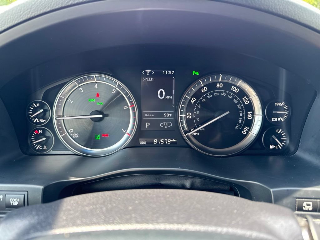 Used 2021 Lexus LX 570 4WD w/ Luxury Package image 15