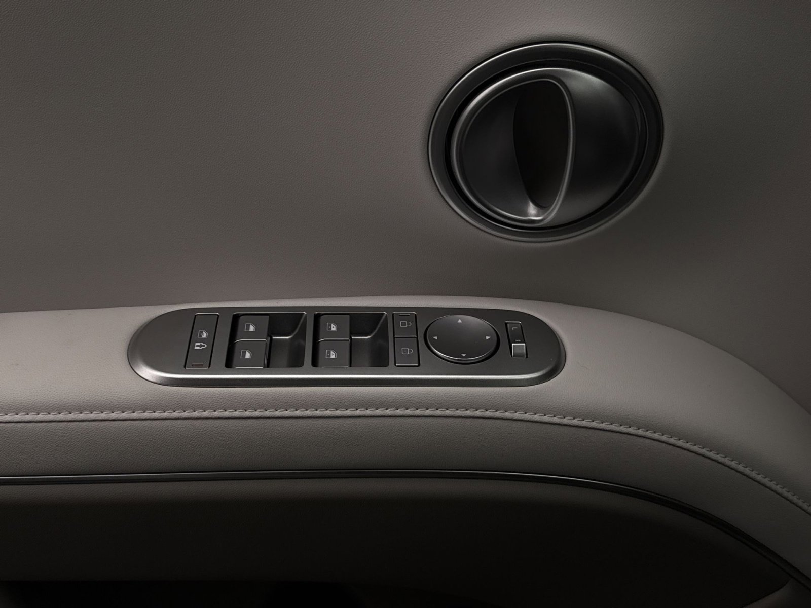 New 2026 Hyundai Palisade FWD Hybrid image 15