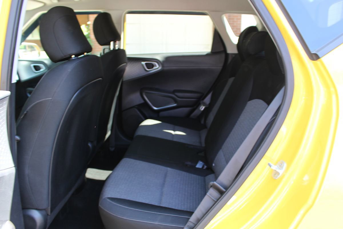 Used 2020 Kia Soul S FWD image 10