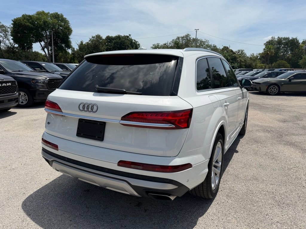 Used 2025 Audi Q7 3.0T Premium Plus AWD/4WD image 6