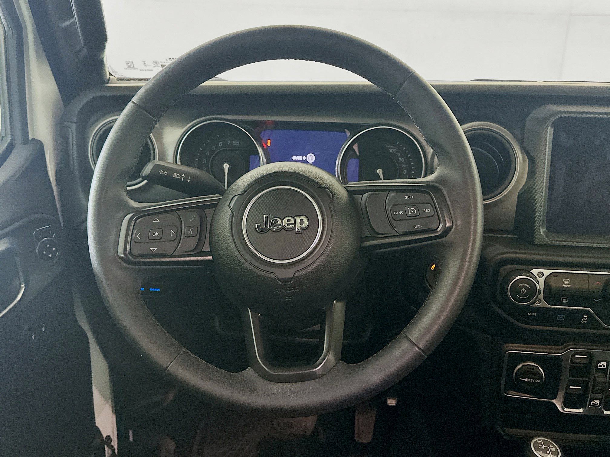 Used 2023 Jeep Wrangler Unlimited w/ 8.4" Radio Group AWD/4WD image 17