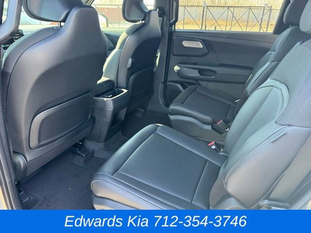 New 2027 Kia Telluride S image 16