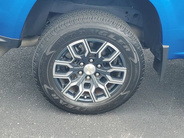 Used 2023 Chevrolet Colorado LT w/ LT Convenience Package III RWD image 7