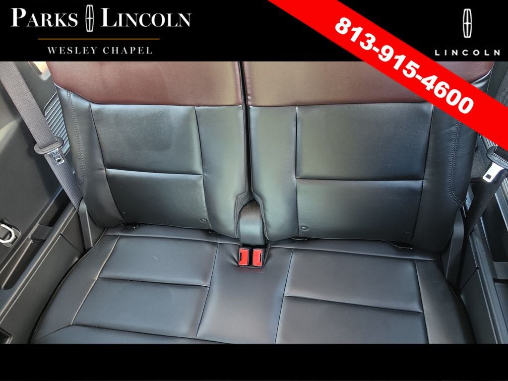 Used 2023 Ford Explorer Platinum w/ Technology Package AWD/4WD image 16