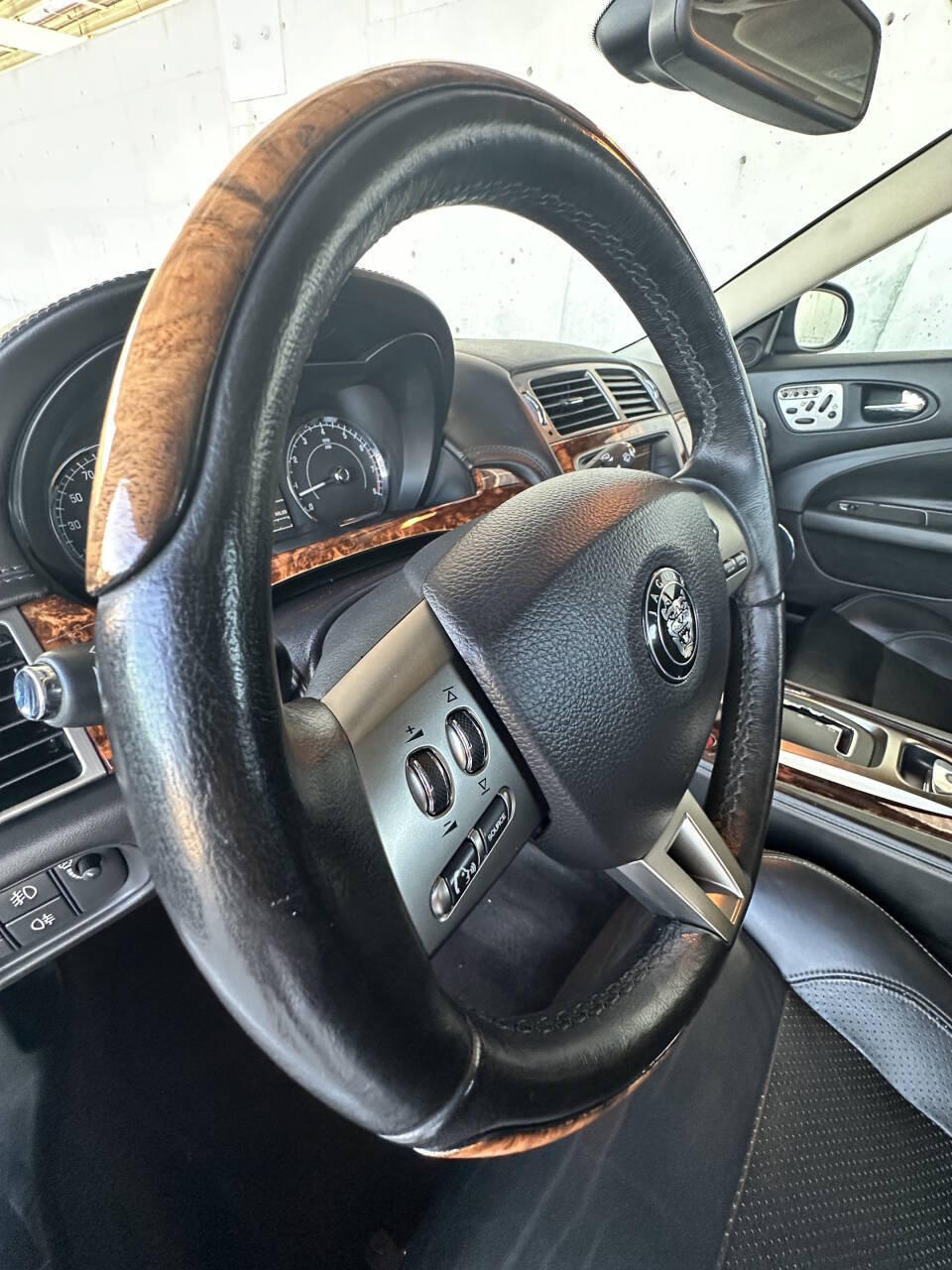 Used 2007 Jaguar XK Convertible RWD image 16