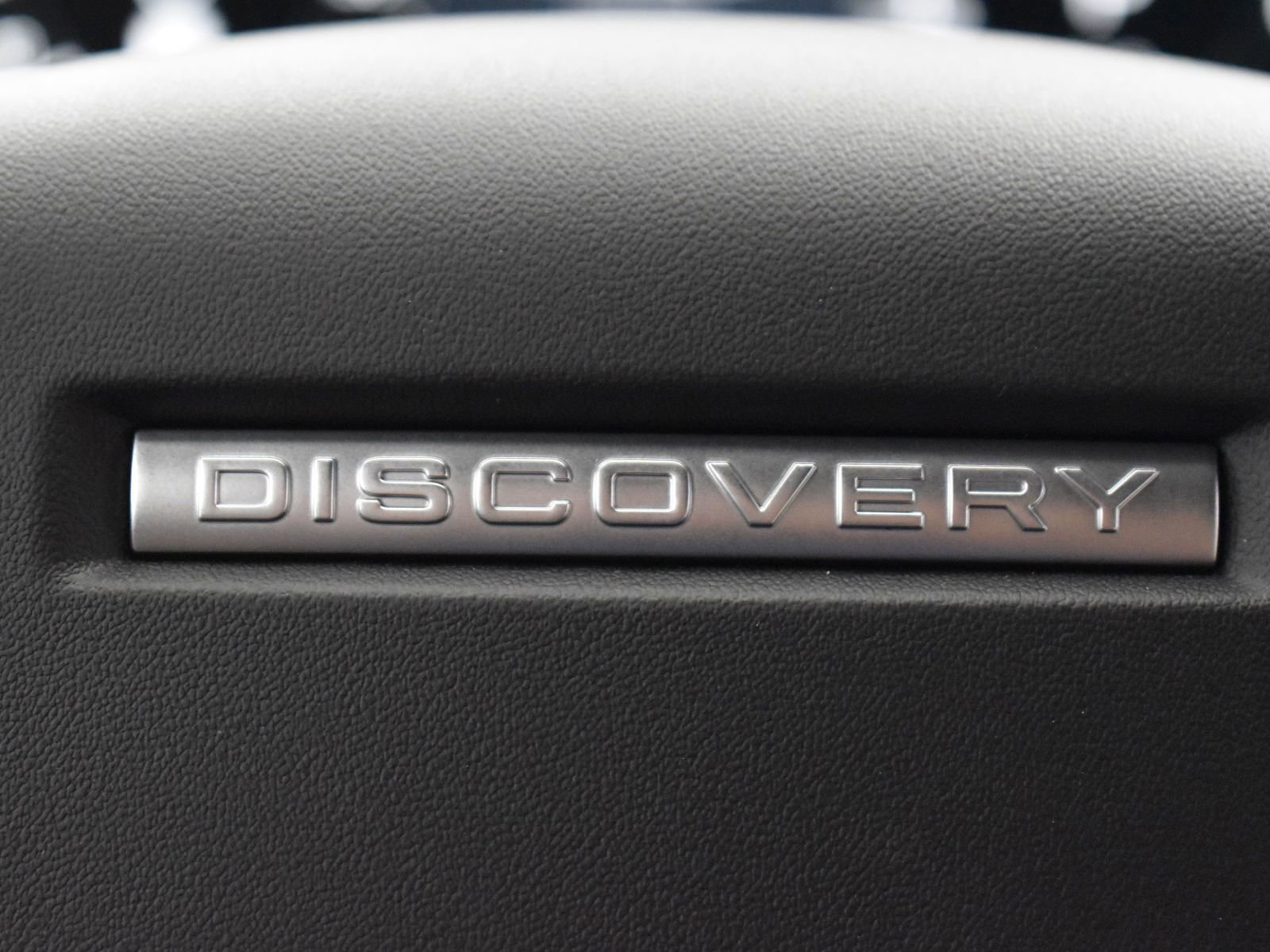 New 2024 Land Rover Discovery Sport Dynamic SE image 20