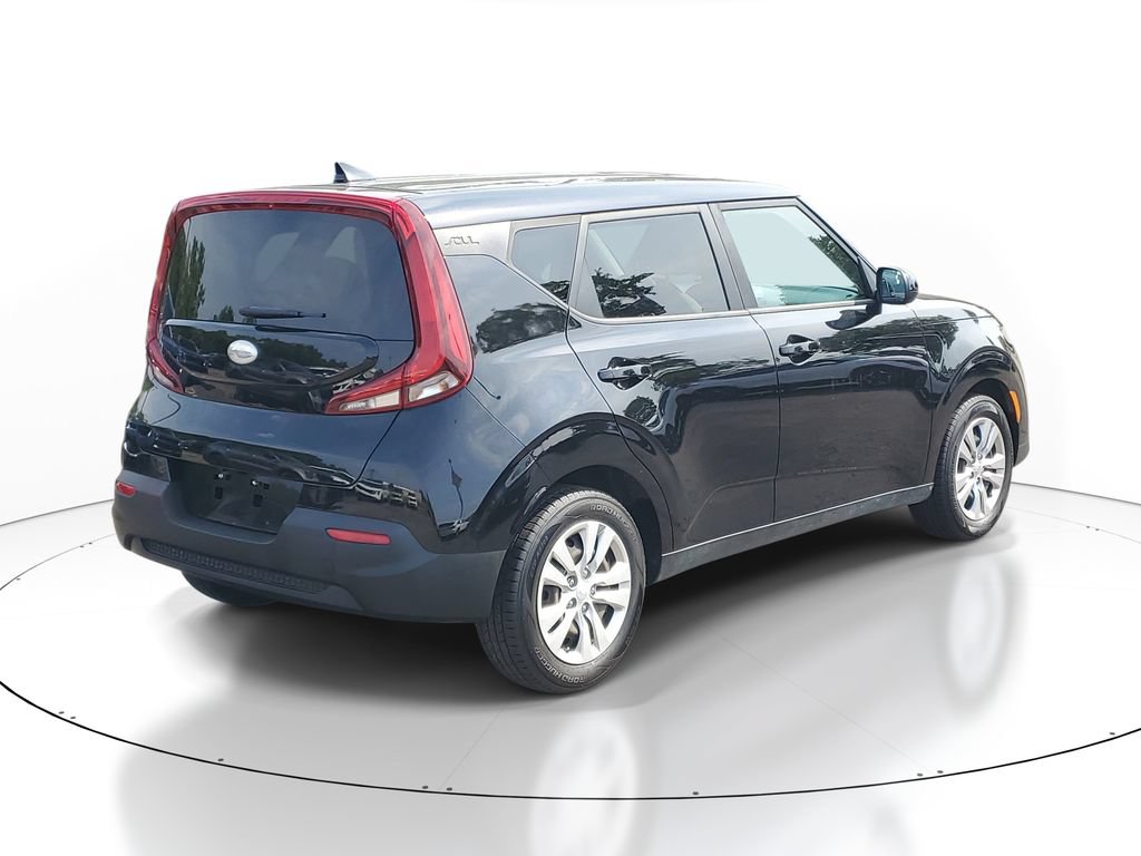 Used 2020 Kia Soul LX FWD image 2