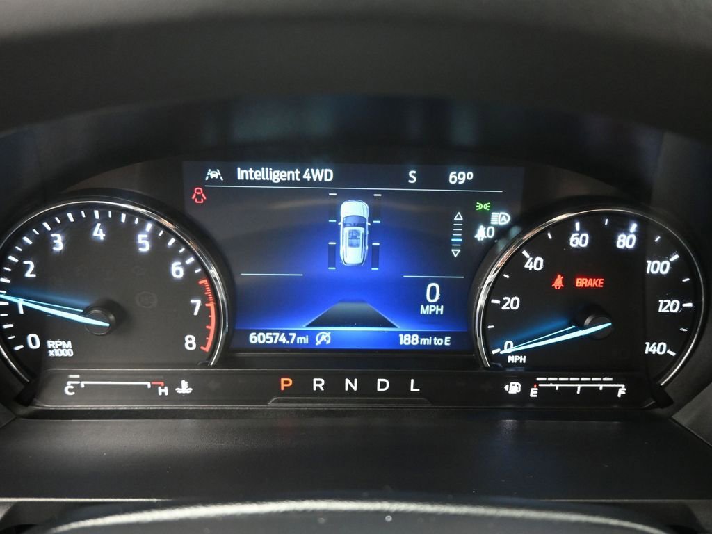 Used 2024 Ford Explorer XLT w/ Equipment Group 202A image 12