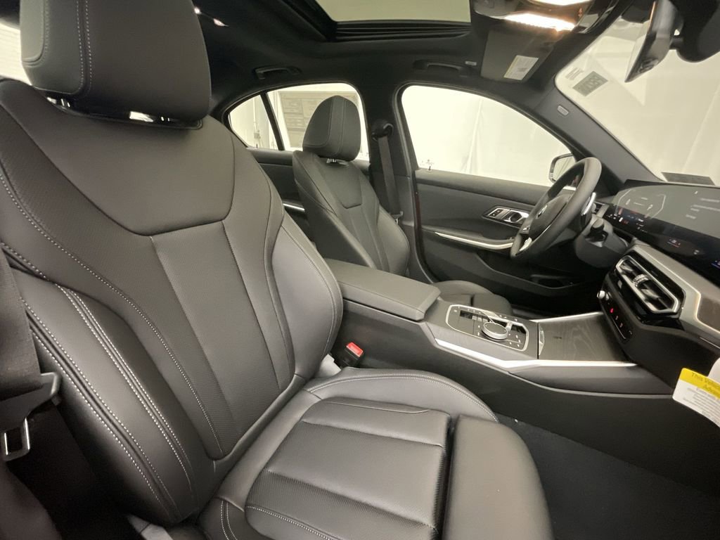 Used 2023 BMW 330i xDrive Sedan w/ Driving Assistance Package image 28