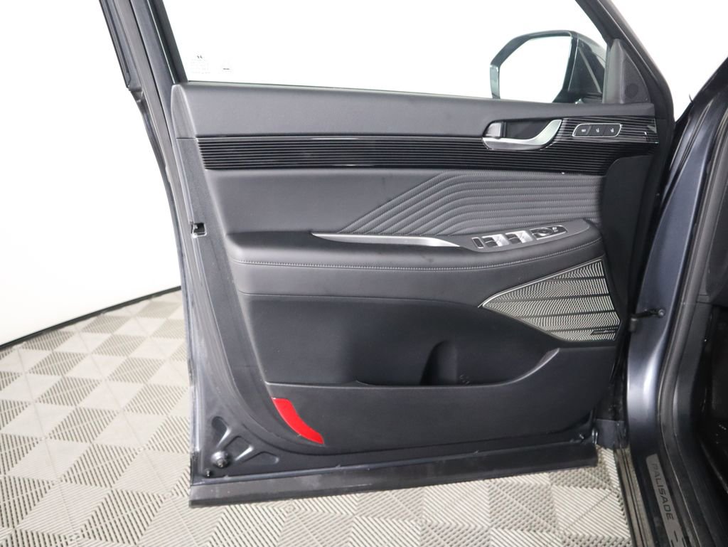 Used 2025 Hyundai Palisade Calligraphy image 25