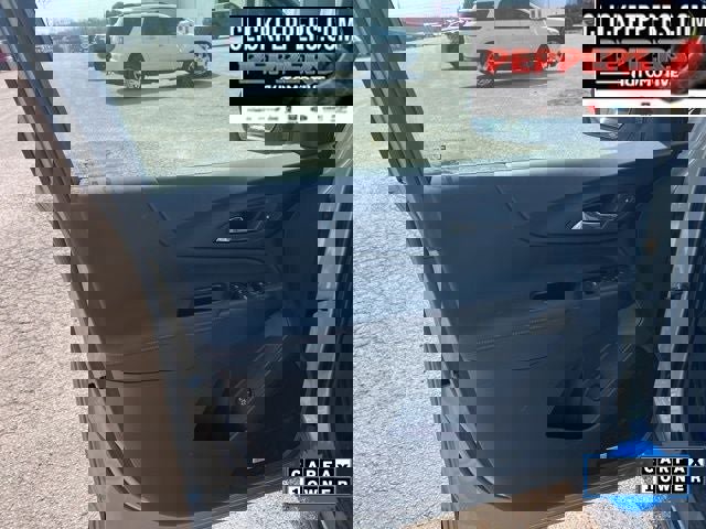 Used 2024 Chevrolet Equinox RS w/ RS Leather Package image 8