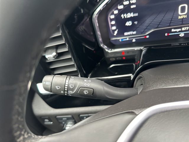 Used 2025 GMC Sierra 1500 SLT image 24