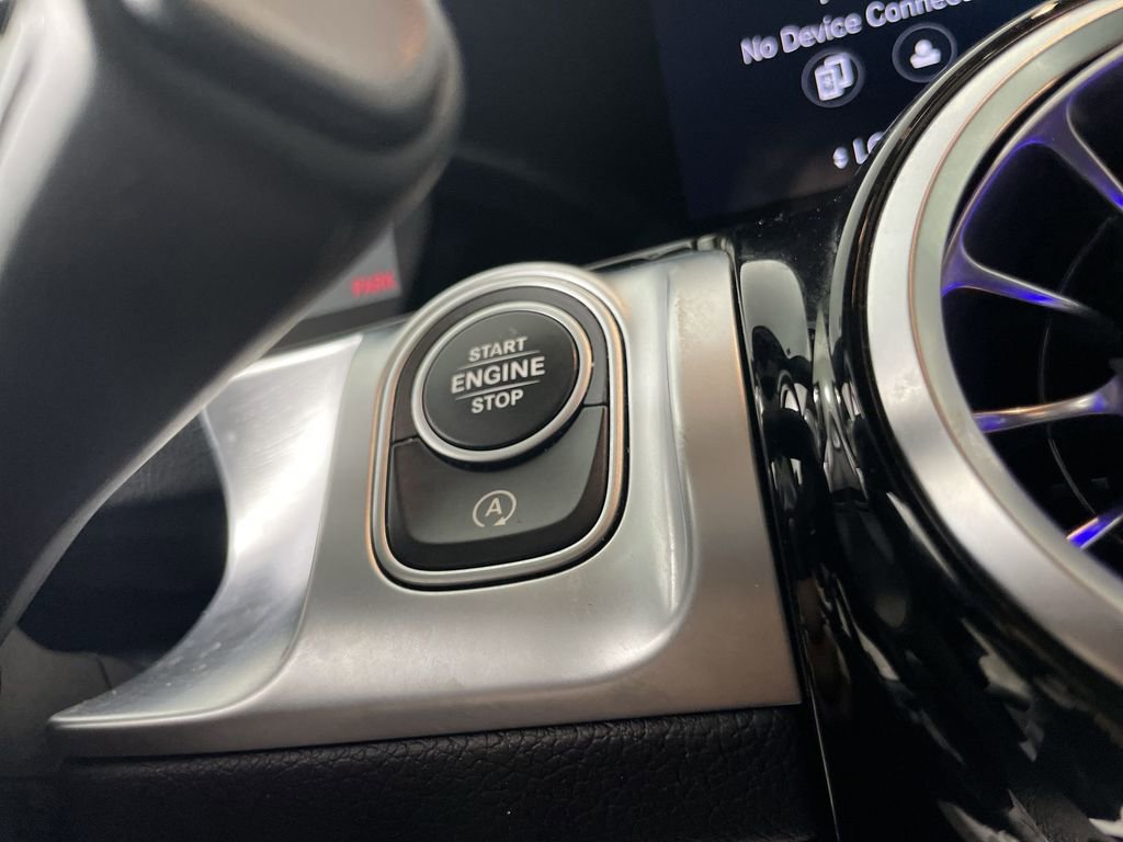 Used 2022 Mercedes-Benz GLB 35 AMG 4MATIC image 16