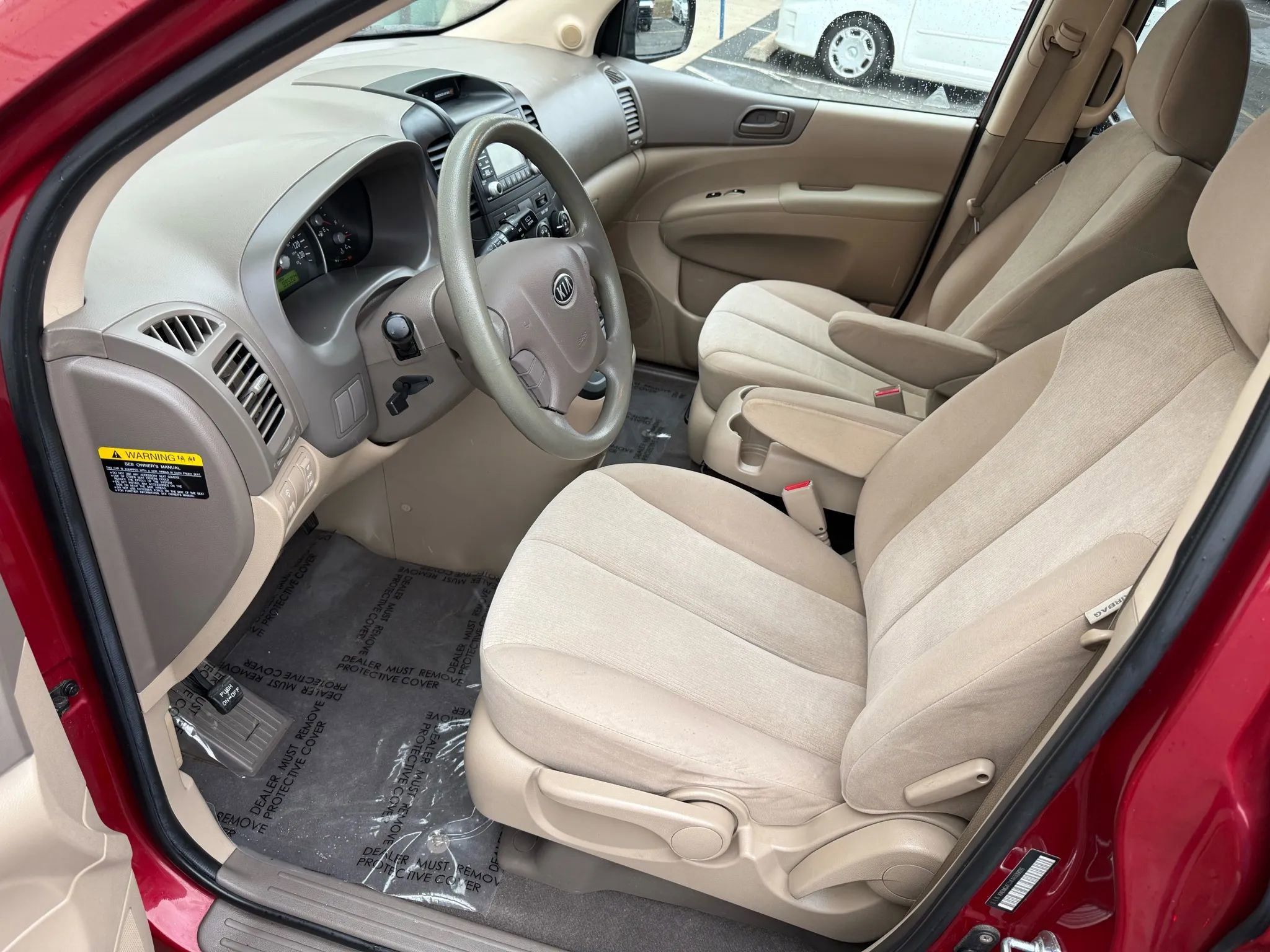 Used 2010 Kia Sedona LX w/ PWR Pkg image 14