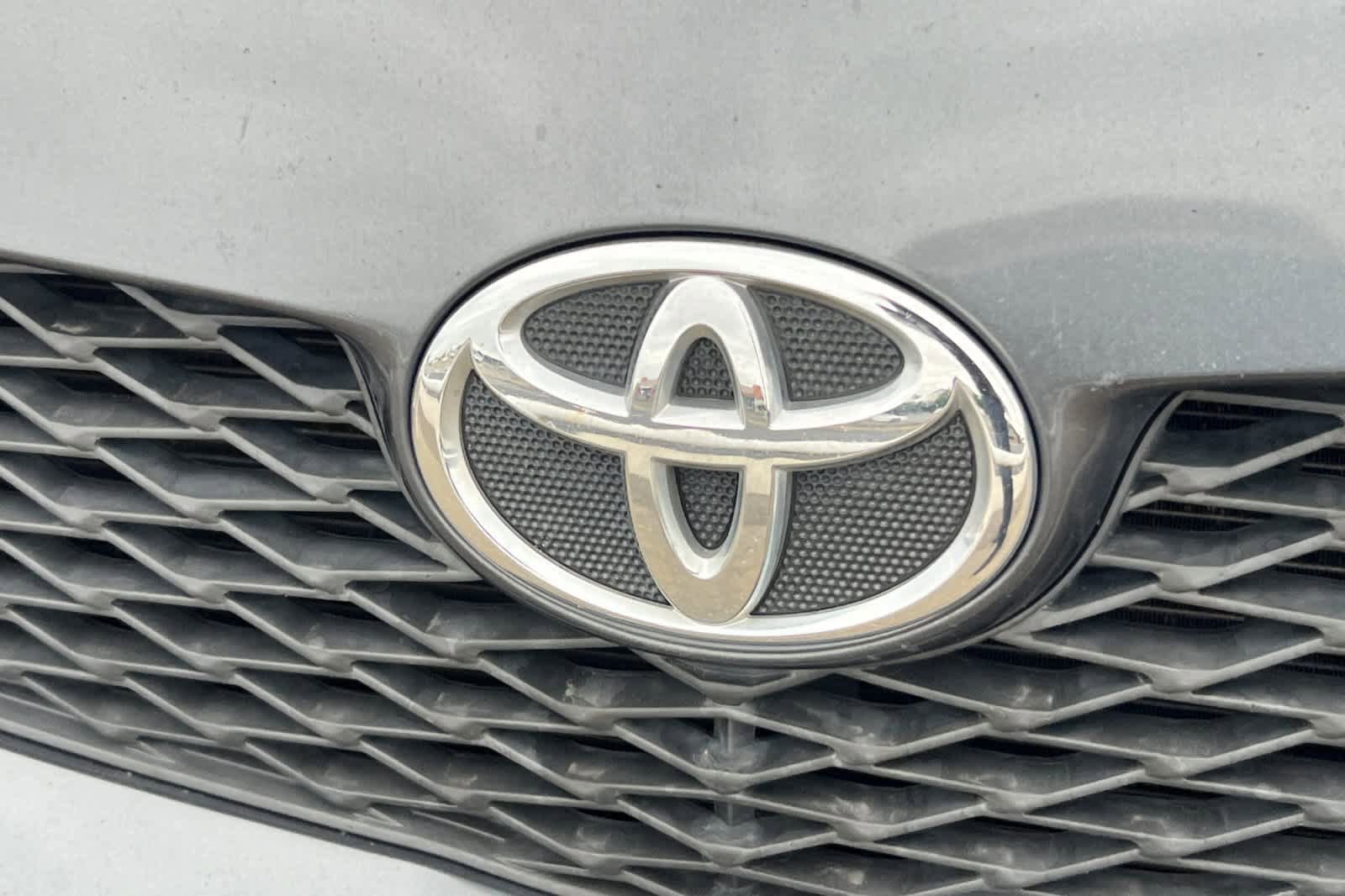 Used 2010 Toyota Corolla LE FWD image 13