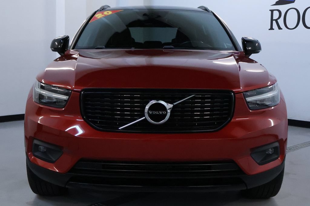 Used 2020 Volvo XC40 T5 R-Design AWD/4WD image 2