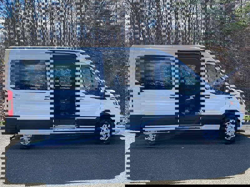 Used 2023 Ford Transit 350 XLT image 6