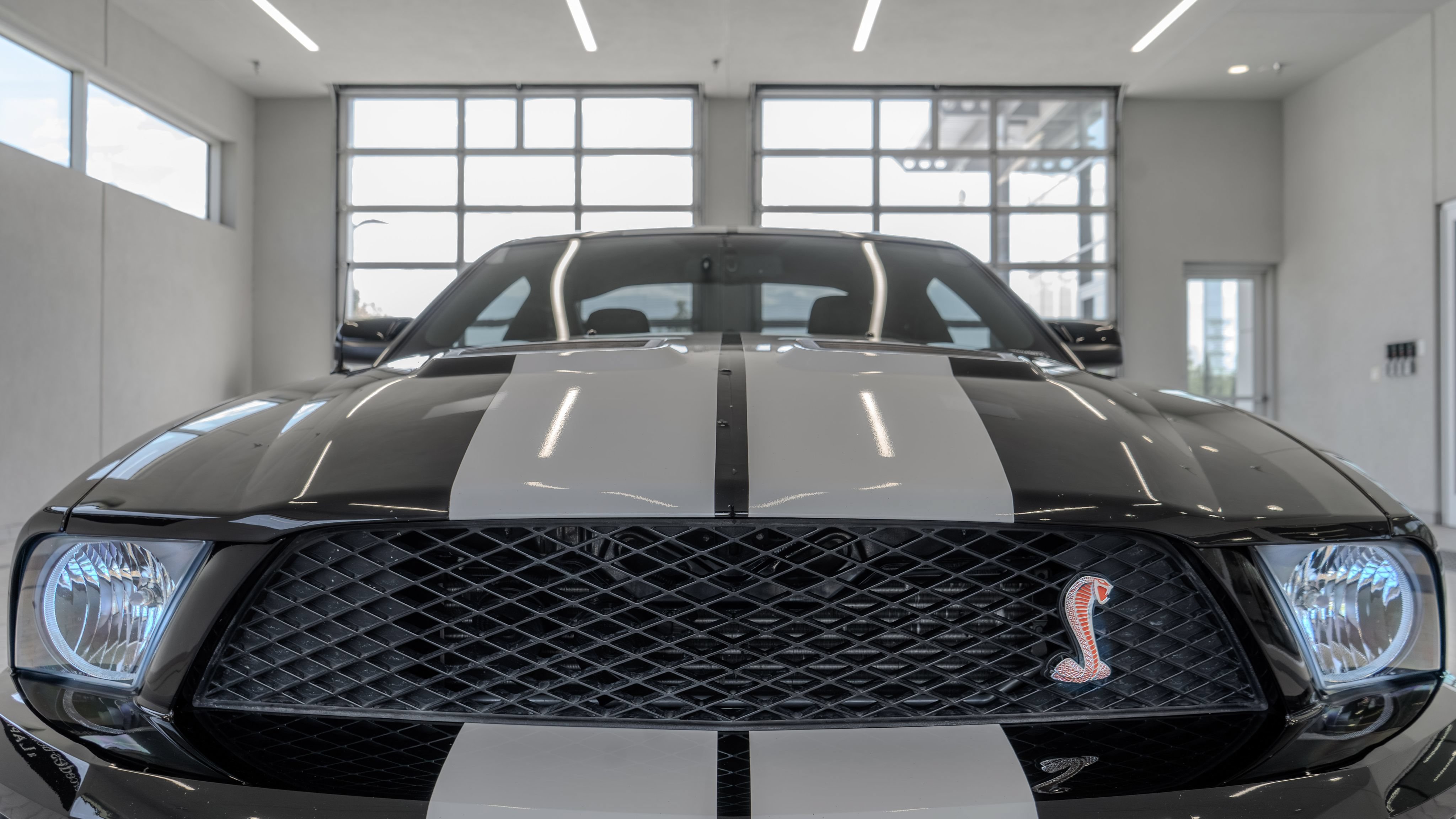 Used 2007 Ford Mustang Shelby GT500 RWD image 23