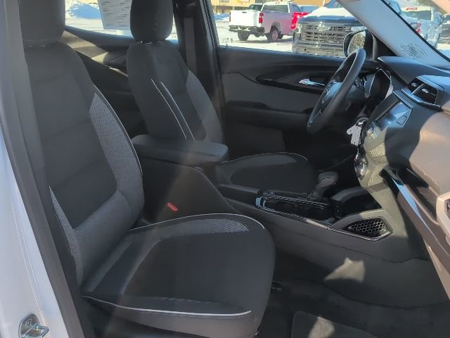 Used 2023 Chevrolet TrailBlazer LS FWD image 40
