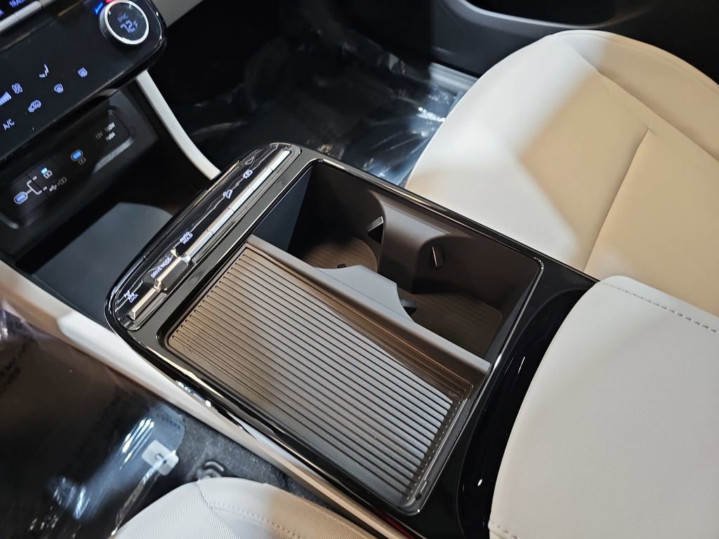 New 2026 Hyundai Tucson Blue SE image 23