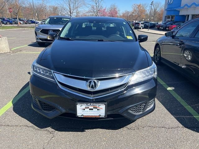 Used 2018 Acura ILX w/ Premium Package image 2