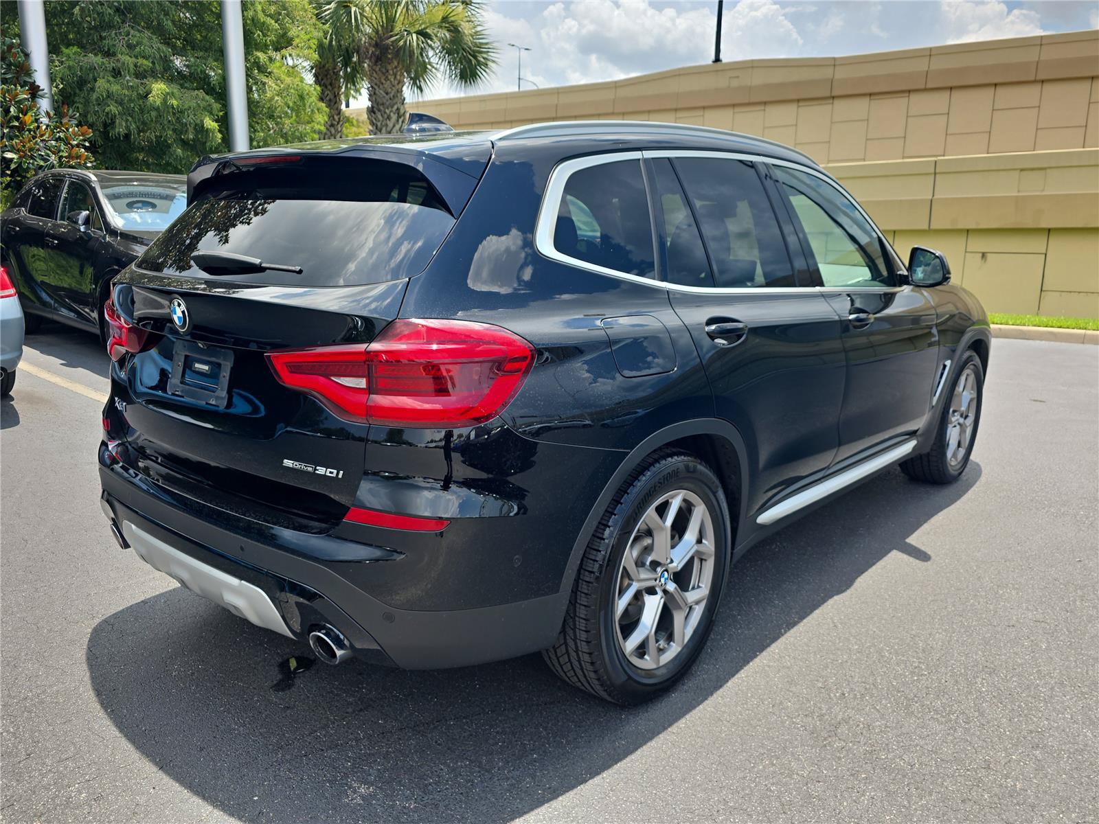 Used 2021 BMW X3 sDrive30i w/ Premium Package RWD image 3