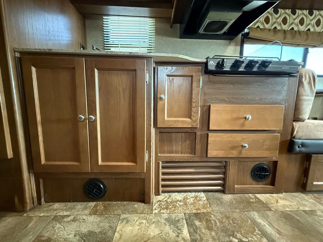 Used 2016 Ford E-350 and Econoline 350 Super Duty w/ Motorhome Prep Package RWD image 23