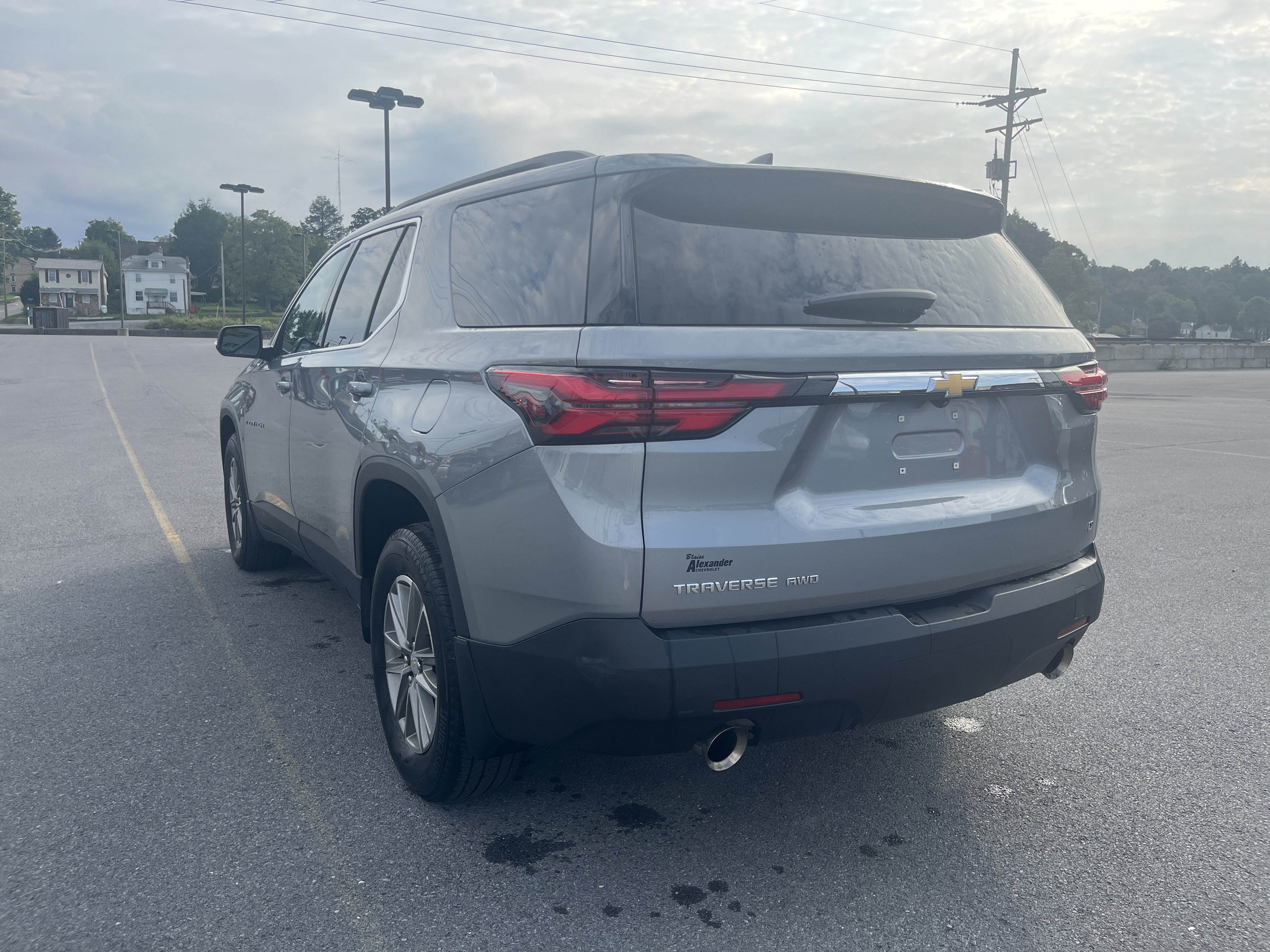 Used 2023 Chevrolet Traverse LT w/ LPO, Floor Liner Package AWD/4WD image 6