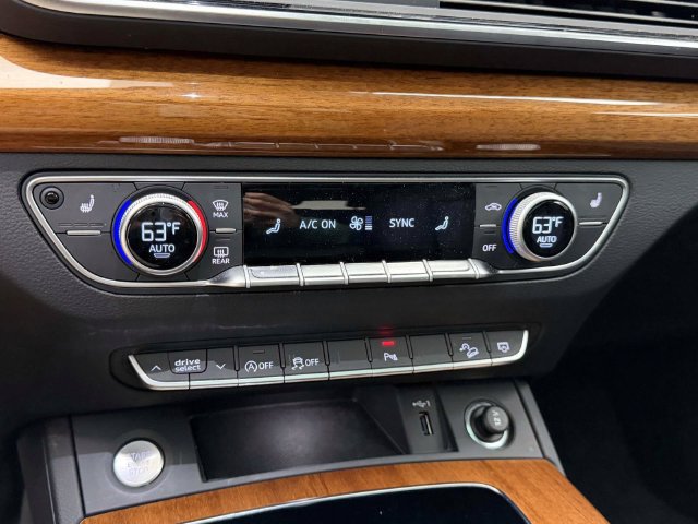 Certified 2023 Audi Q5 2.0T Premium w/ Convenience Package AWD/4WD image 29