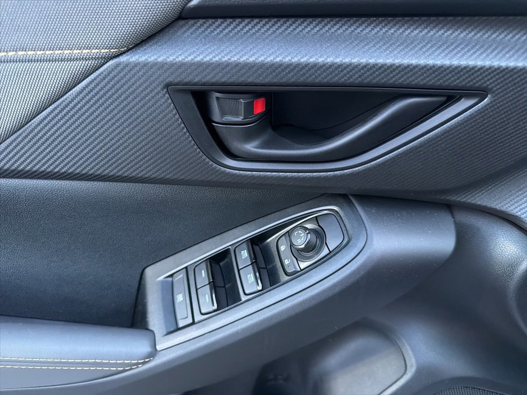 Certified 2025 Subaru Crosstrek 2.5i Sport w/ Crosstrek Mirror Package image 25