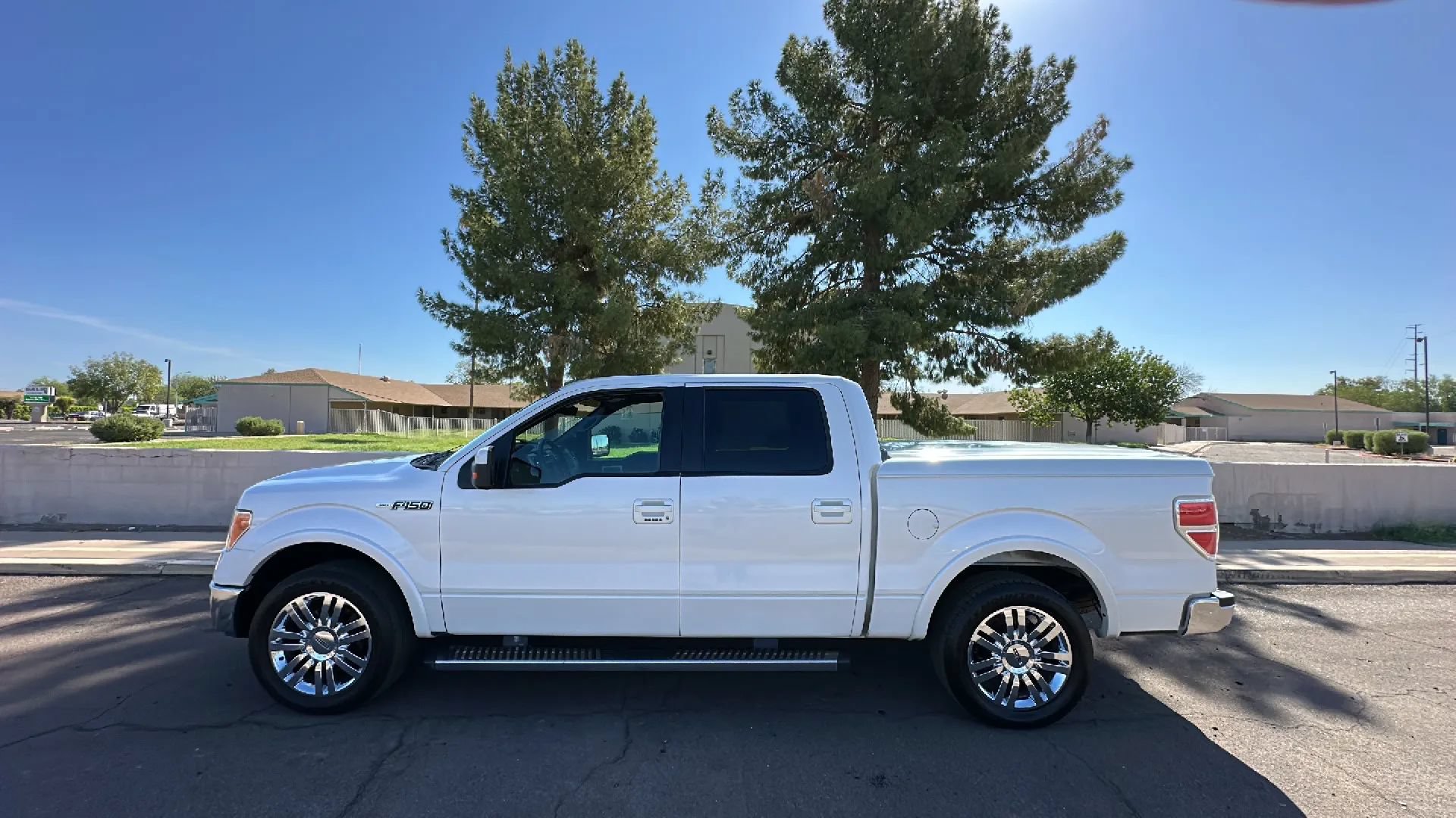 Used 2012 Ford F150 Lariat w/ Lariat Plus Pkg RWD image 1