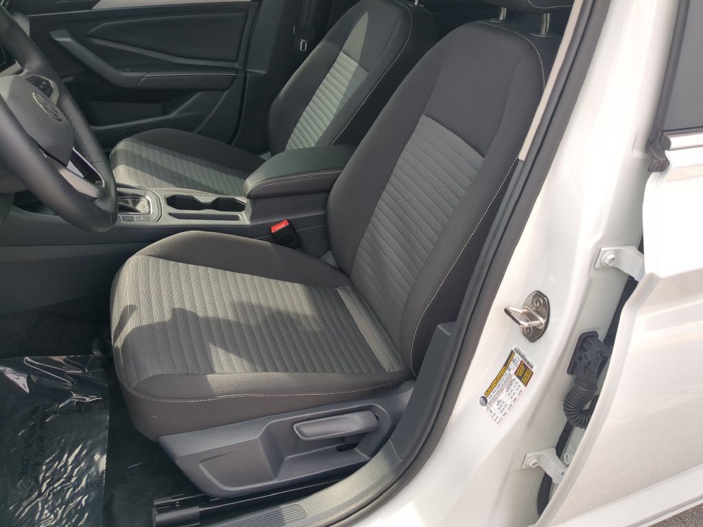 Certified 2026 Volkswagen Jetta S FWD image 17