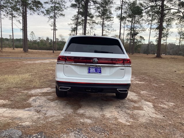 Used 2024 Volkswagen Atlas SE image 4