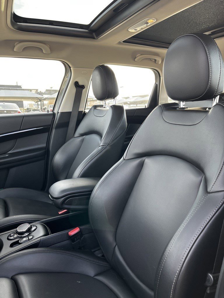 Used 2019 MINI Cooper Countryman SE w/ Premium Package image 10