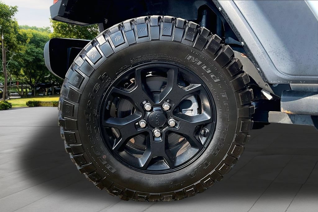 Used 2023 Jeep Wrangler Sport AWD/4WD image 9