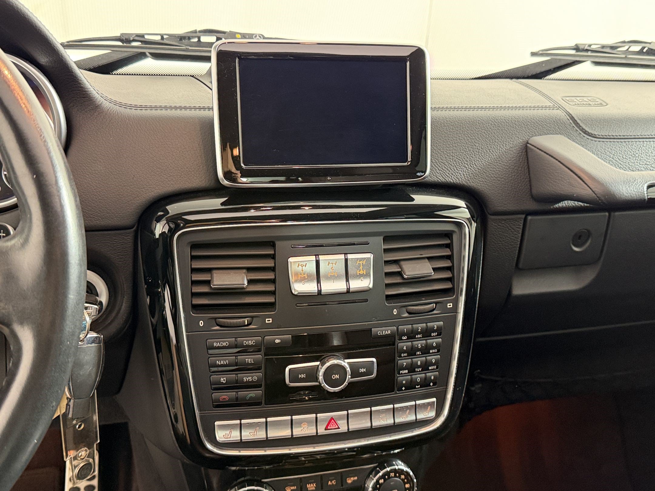 Used 2014 Mercedes-Benz G 550 image 16