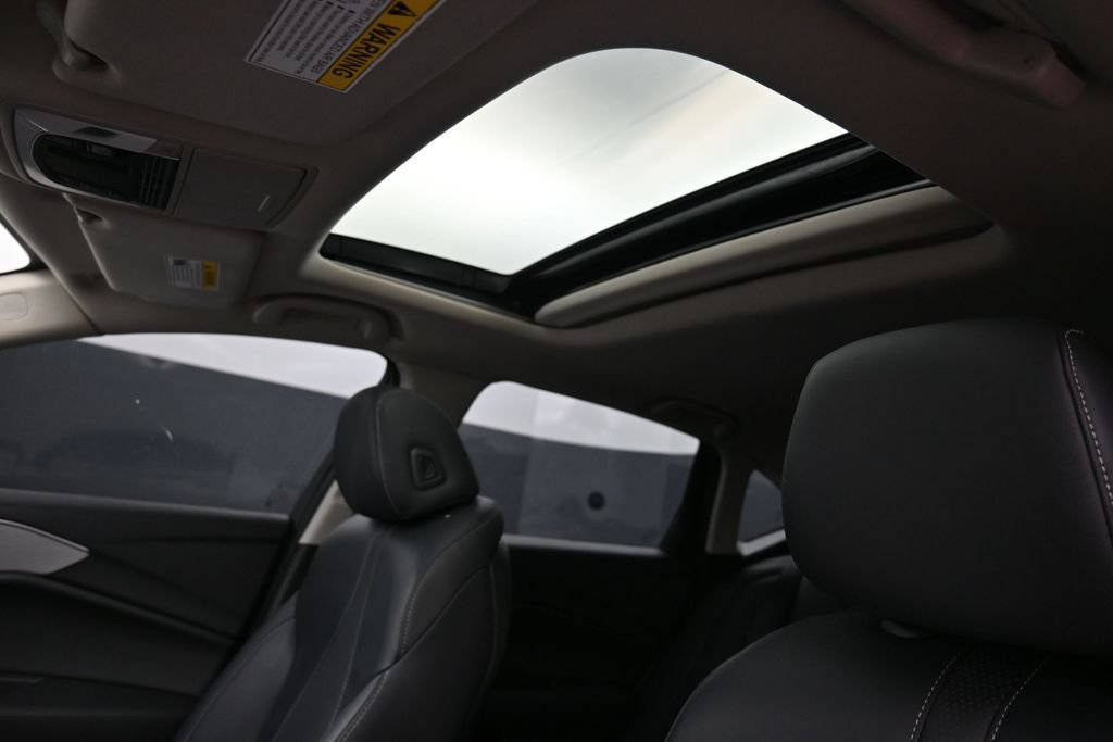 Used 2024 Acura TLX w/ Technology Package FWD image 7
