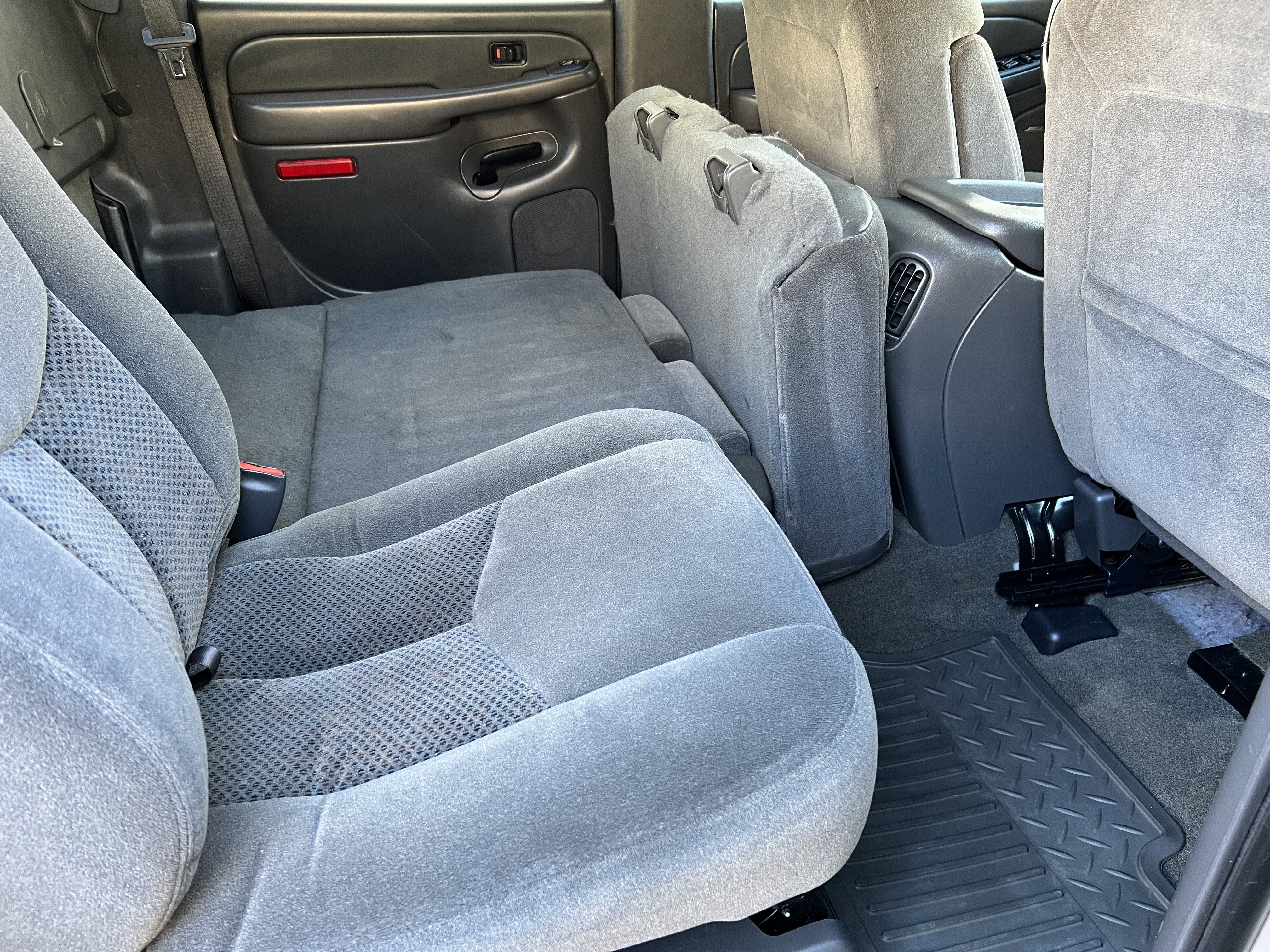 Used 2007 Chevrolet Silverado 2500 LT w/ Heavy-Duty Power Package RWD image 17