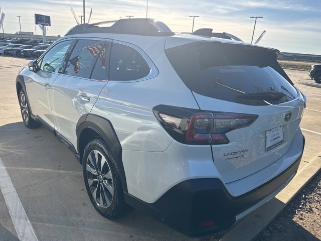 Used 2025 Subaru Outback Touring image 3