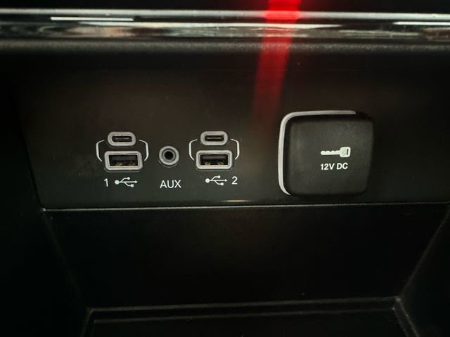 Used 2024 Jeep Grand Cherokee Summit image 38